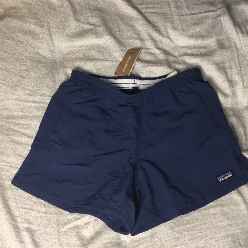 Patagonia women’s baggies shorts 5”, XS Stone Blue